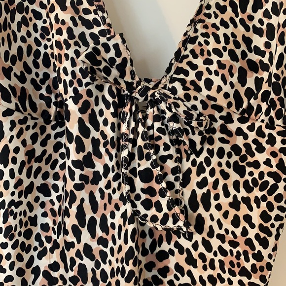 Victoria’s Secret Cheetah Slip - Picture 2 of 4